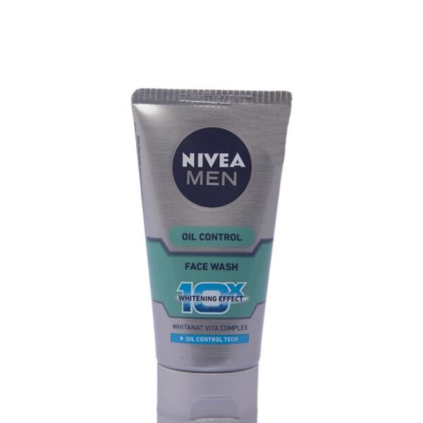 Nivea Men Oil Control Face Wash, 50g with Rs. 10/- Off