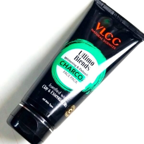 Vlcc Ultimo Blends Charcoal Face Pack, 100G